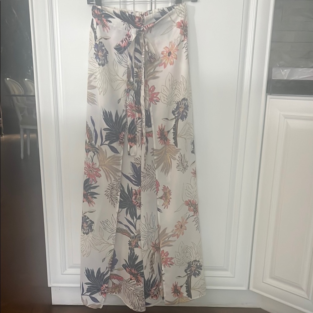 Chic Floral Tie-Waist Pants